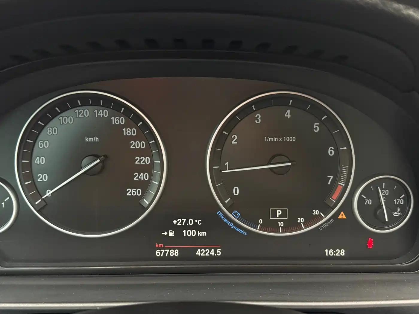 BMW 5 Series 2017 520Li Classic Edition фото 11