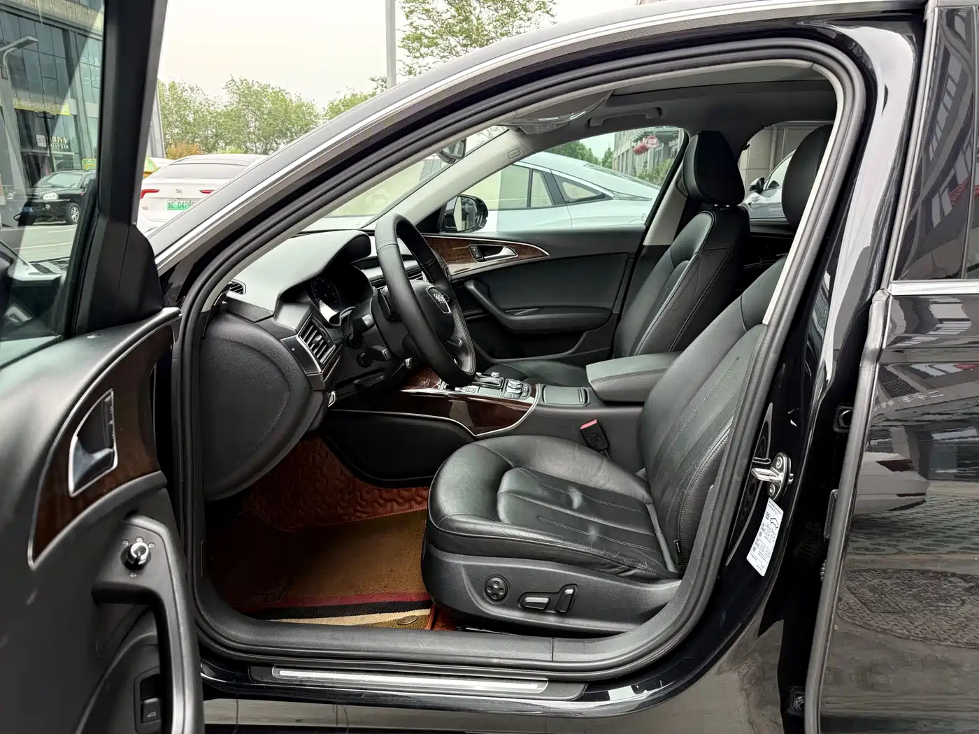 Audi A6L 2015 30 FSI Millionth Anniversary Comfort Enjoyment Type фото 7