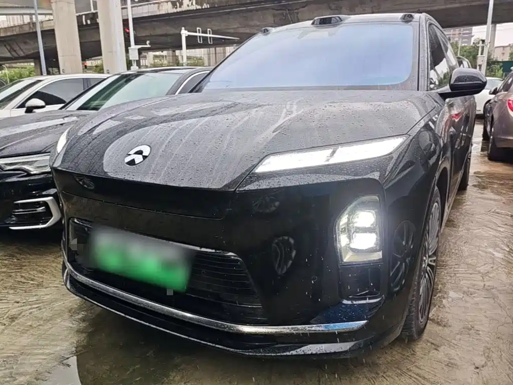 NIO ES8 2026 2025 Model 6-Seat Executive Luxury Edition
