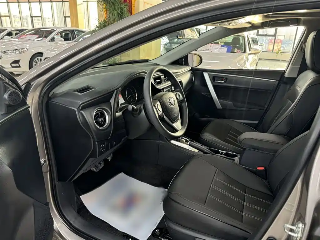 Toyota Corolla 2018 1.2T S-CVT GL-i Smart Shine Edition фото 19