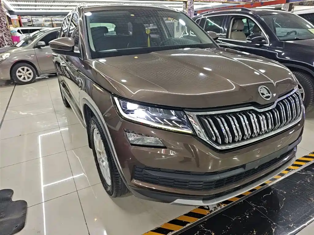 Škoda Kodiaq 2018 Facelift TSI330 5-seat 2WD Premium Luxury Edition фото 4