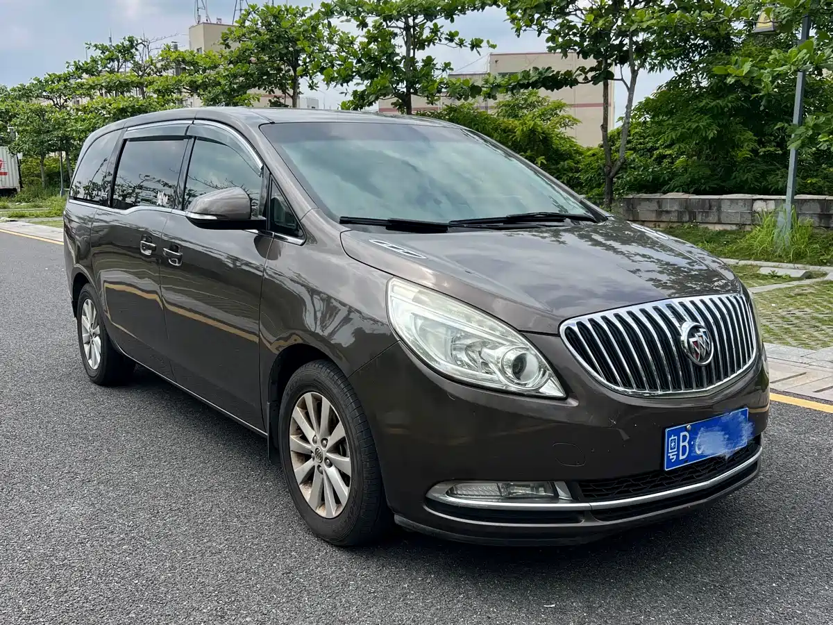 Buick GL8 2013 2.4L LT Luxury Business Executive Edition фото 2