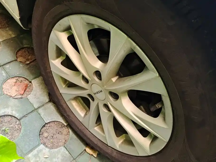 Roewe i5 2026 2026 1.5L Manual STD