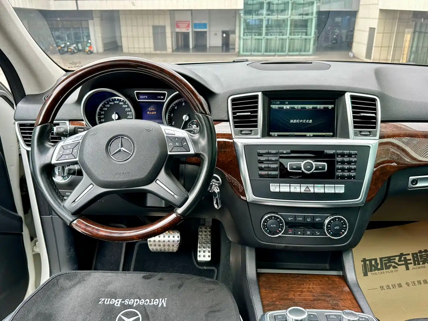 Mercedes-Benz M-Class 2014 ML 400 4MATIC Luxury фото 8