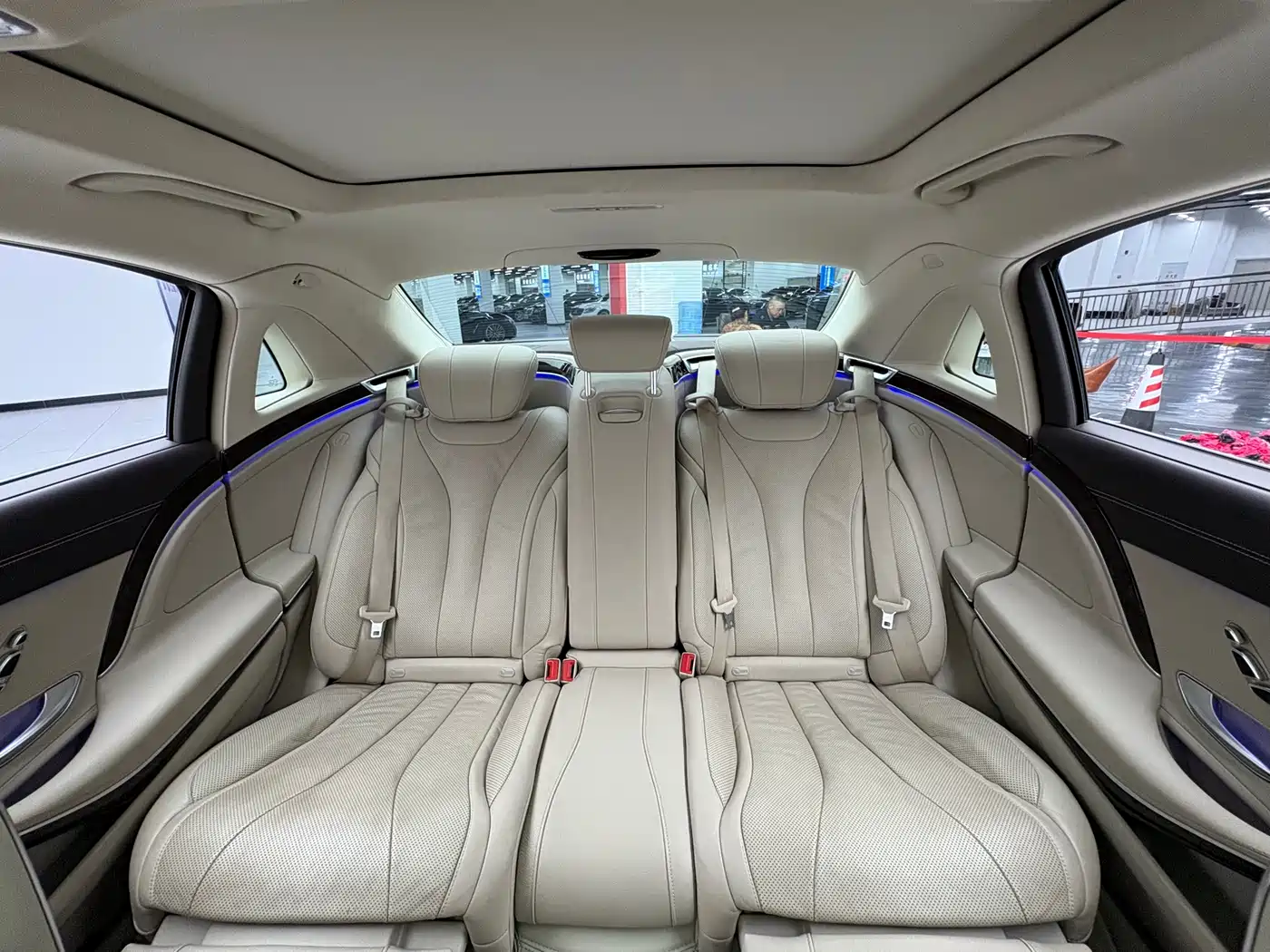 Mercedes-Benz Maybach S-Class 2015 S 400 4MATIC фото 12