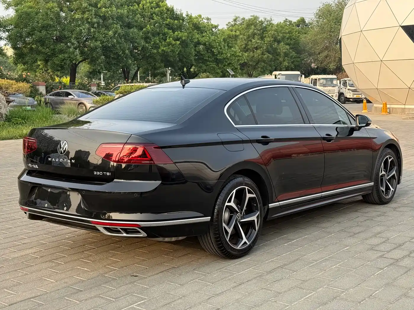 Volkswagen Magotan 2024 2023 2 Million Units Anniversary Edition 330TSI DSG Leading Type