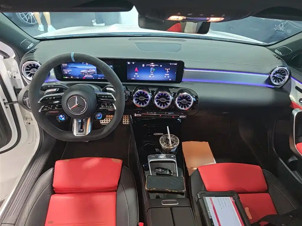 Mercedes-Benz A-Class AMG (Import) 2024 AMG A 35 4MATIC фото 16