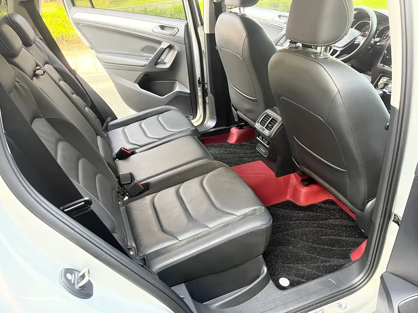 Volkswagen Tiguan L 2021 330TSI Automatic 2WD Smart фото 11
