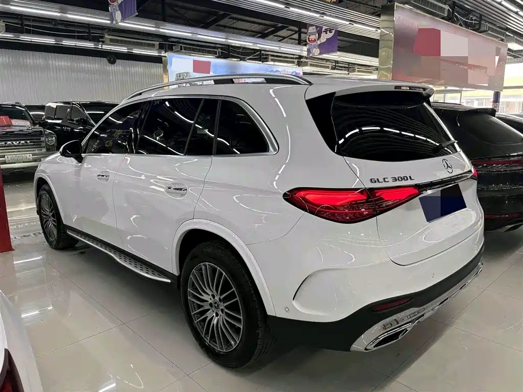 Mercedes-Benz GLC 2025 GLC 300 L 4MATIC Dynamic 5-seater фото 4