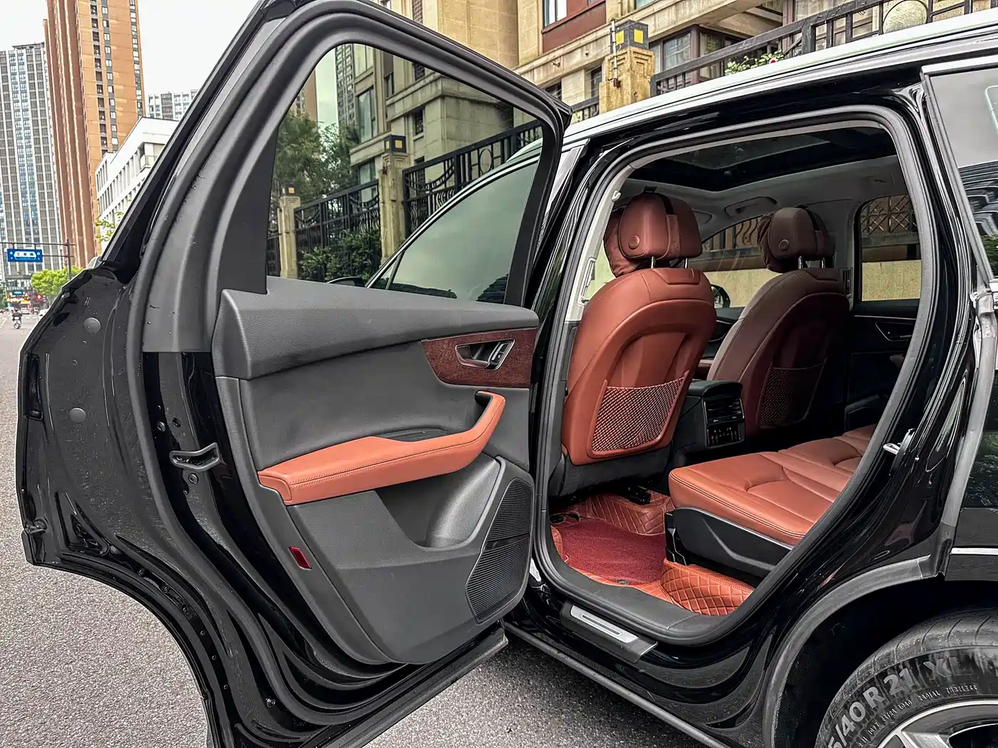AUDI Q7