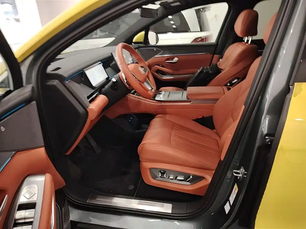 BYD Tang L 2025 DM 175KM Drone Player Edition фото 15