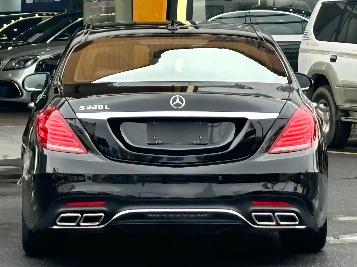 Фото 4 - Mercedes-Benz S-Class