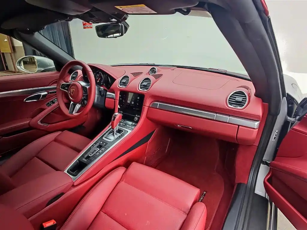 Porsche 718 2022 Boxster 2.0T фото 21