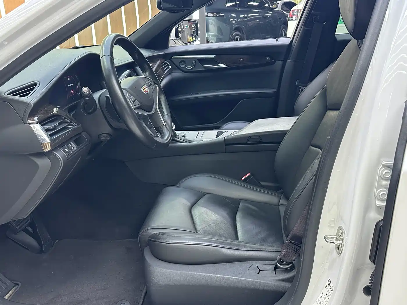Cadillac CT6 2017 28T Luxury фото 4