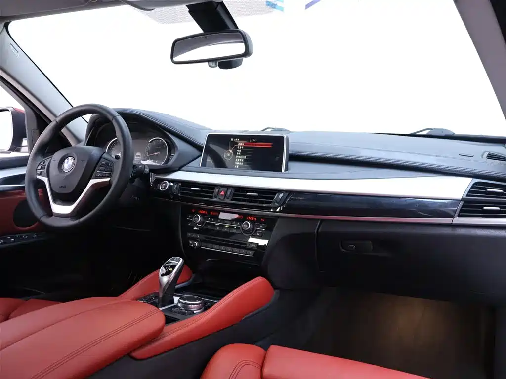 BMW X6 2017 xDrive35i Leading фото 19