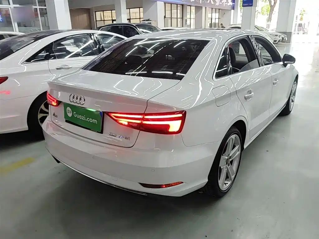 Audi A3 2017 Limousine 35 TFSI Style фото 7