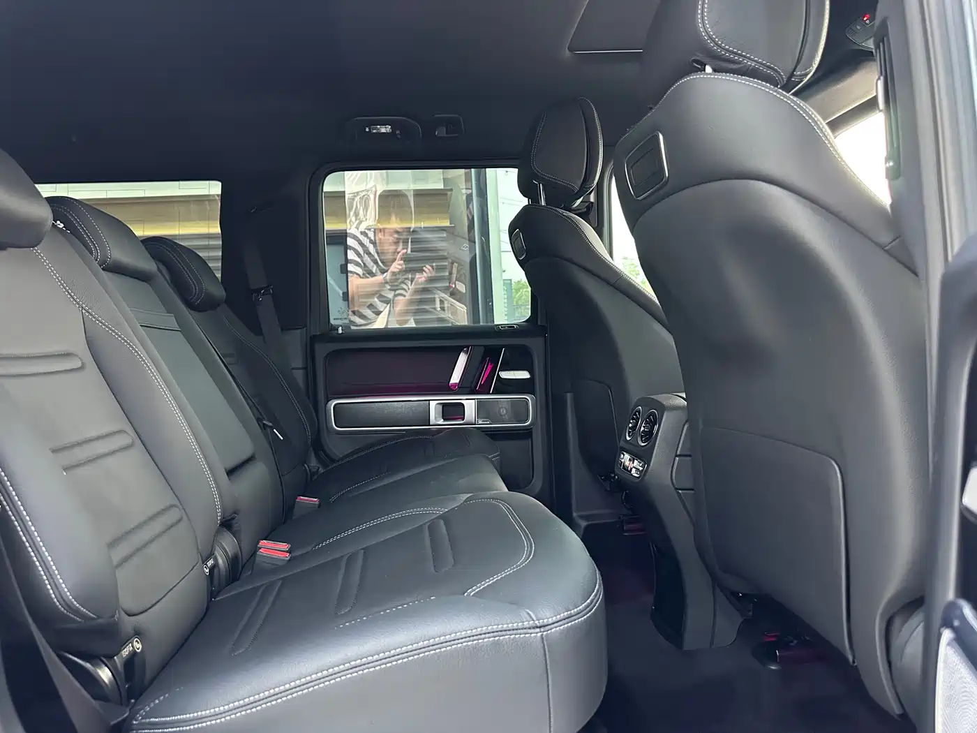 Mercedes-Benz G-Class 2024 G 350 фото 18
