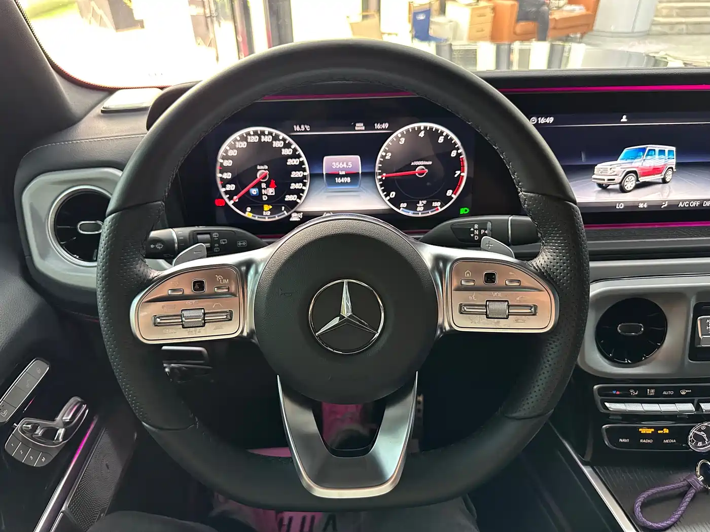 Mercedes-Benz G-Class 2024 G 350 фото 8