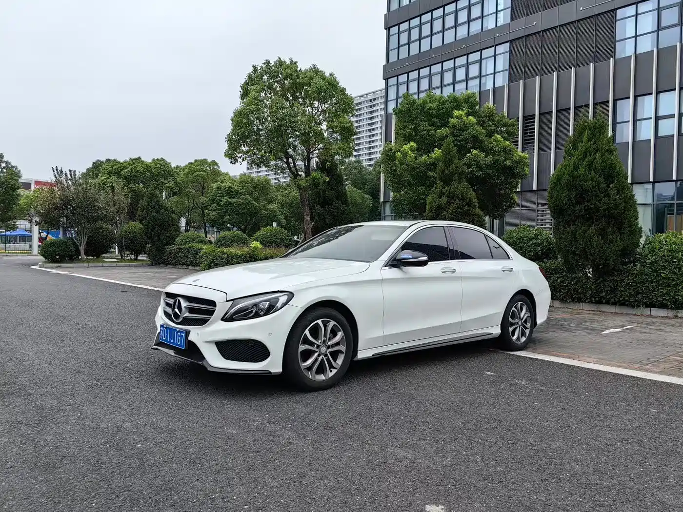 Mercedes-Benz C-Class 2016 C 180 L Sport