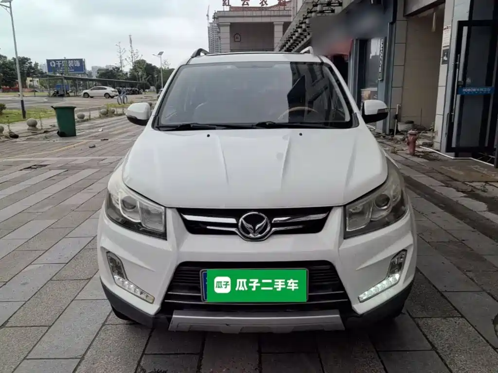 BAIC Huansu S3 2018 2017 1.5L Manual Luxury