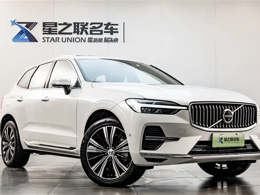 VOLVO XC60 PLUG IN HYBRID