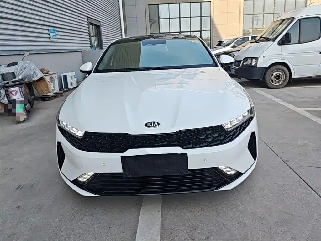 Kia K5 2020 270T CVVD Luxury Tech Version фото 3