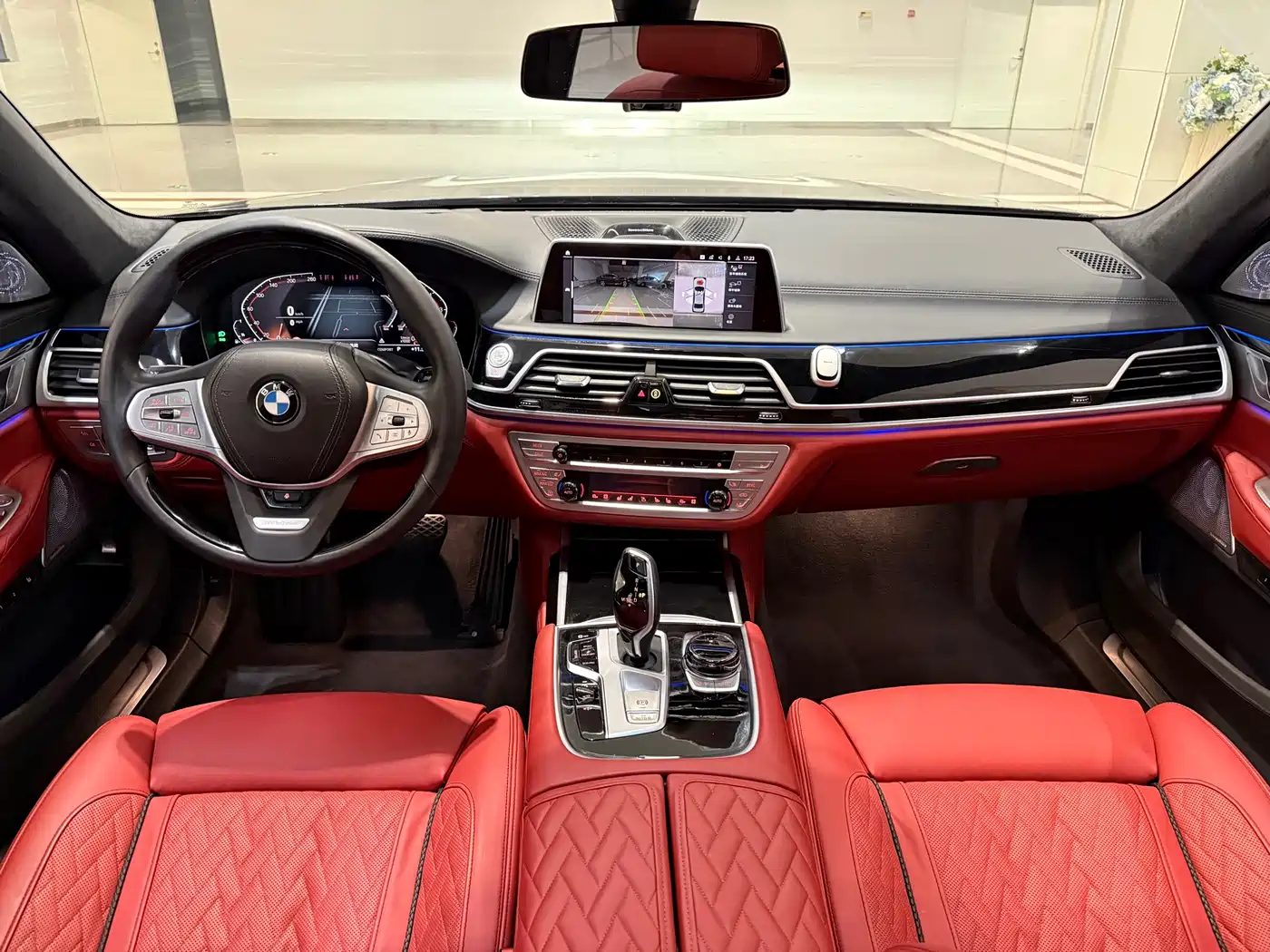 BMW 7 Series 2019 750Li xDrive V8 Luxury Package фото 7