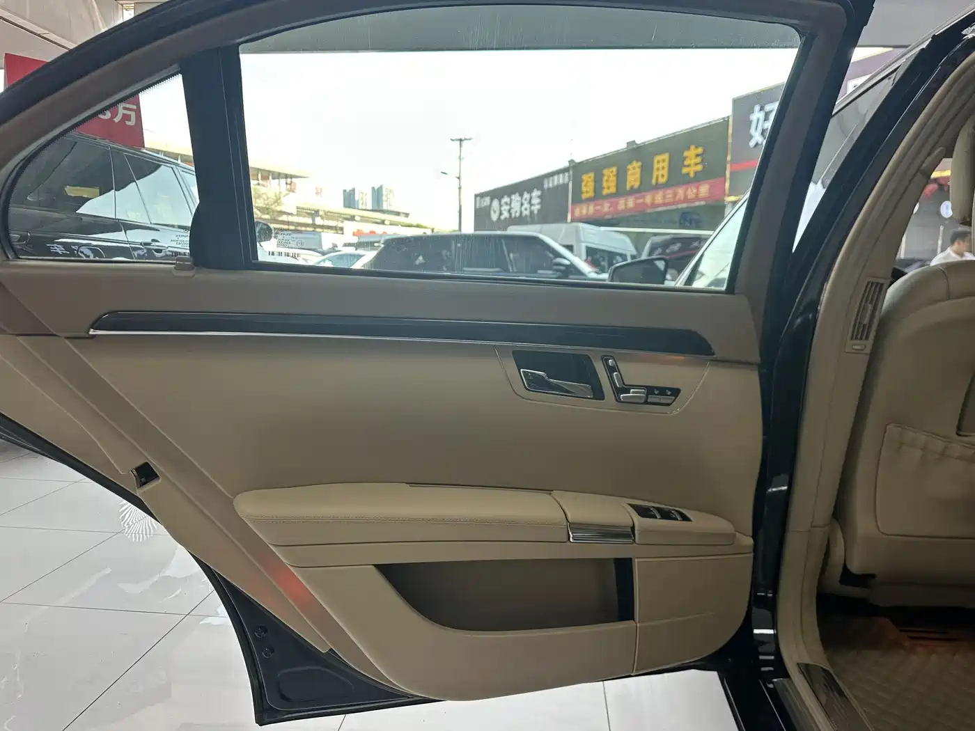 Mercedes-Benz S-Class 2012 S 350 L Grand Edition фото 16