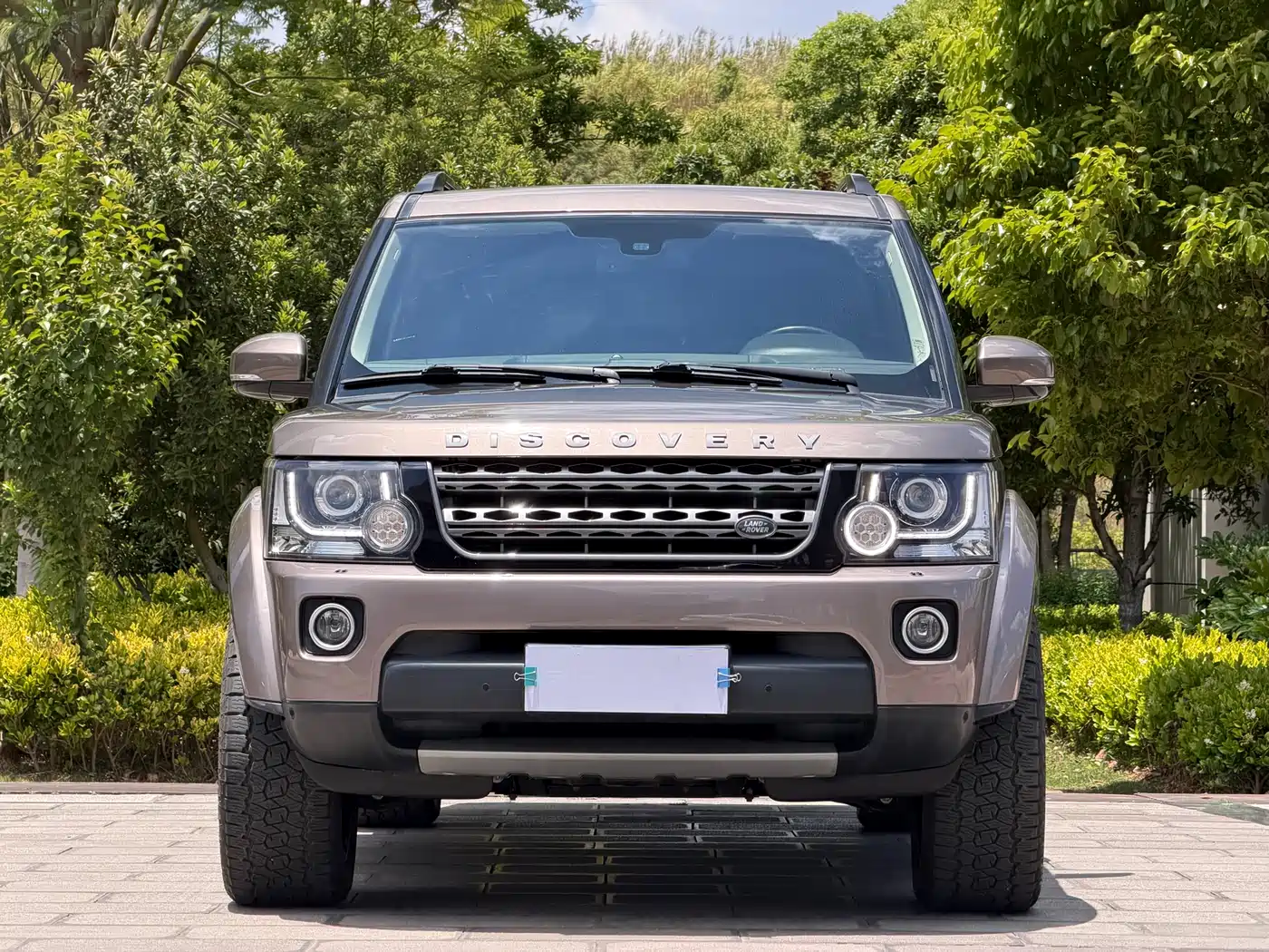 Land Rover Discovery 2016 3.0 SC V6 HSE фото 10