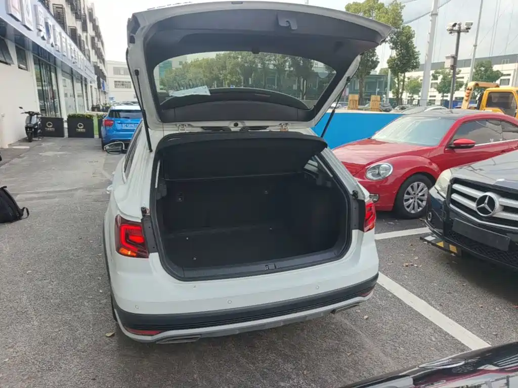 Volkswagen C-TREK 2018 2017 1.6L Automatic Comfort