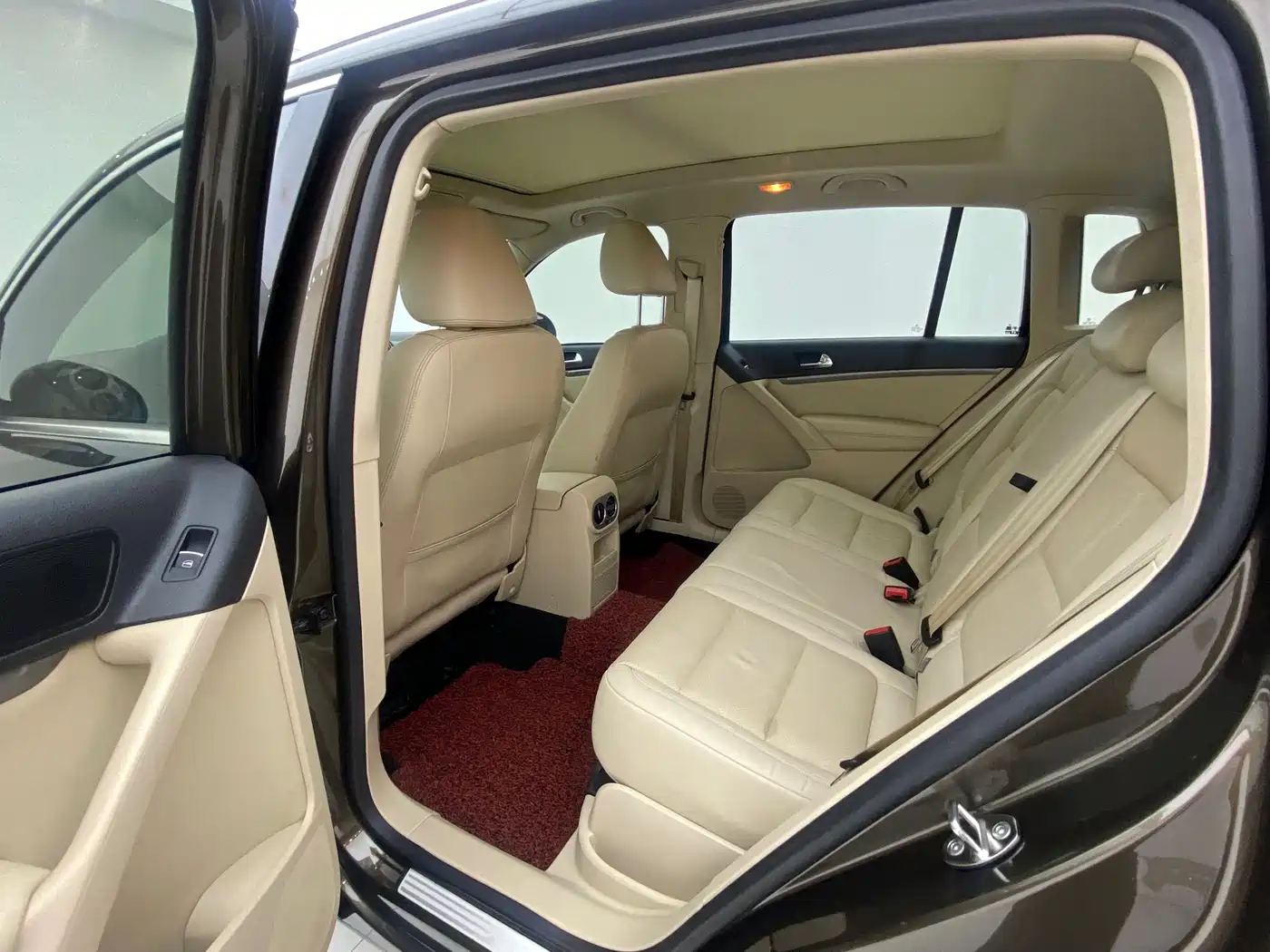 Volkswagen Tiguan 2013 1.8TSI Auto 4WD Luxury фото 9
