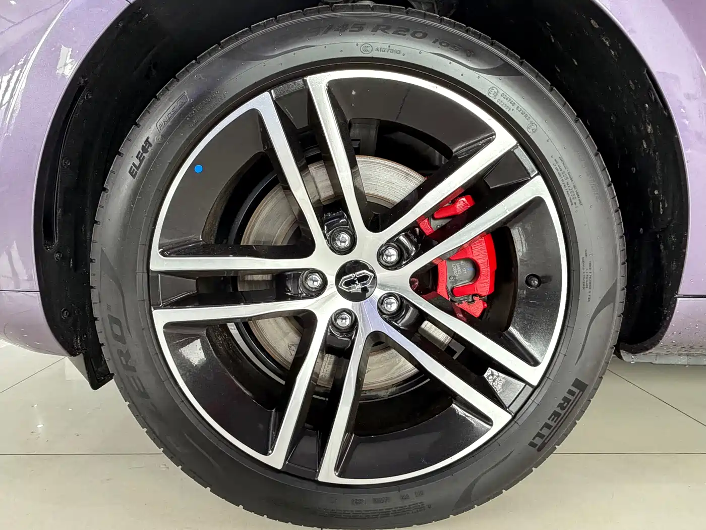 AITO Wenjie AITO M5 2025 Extended Range Ultra AWD фото 6
