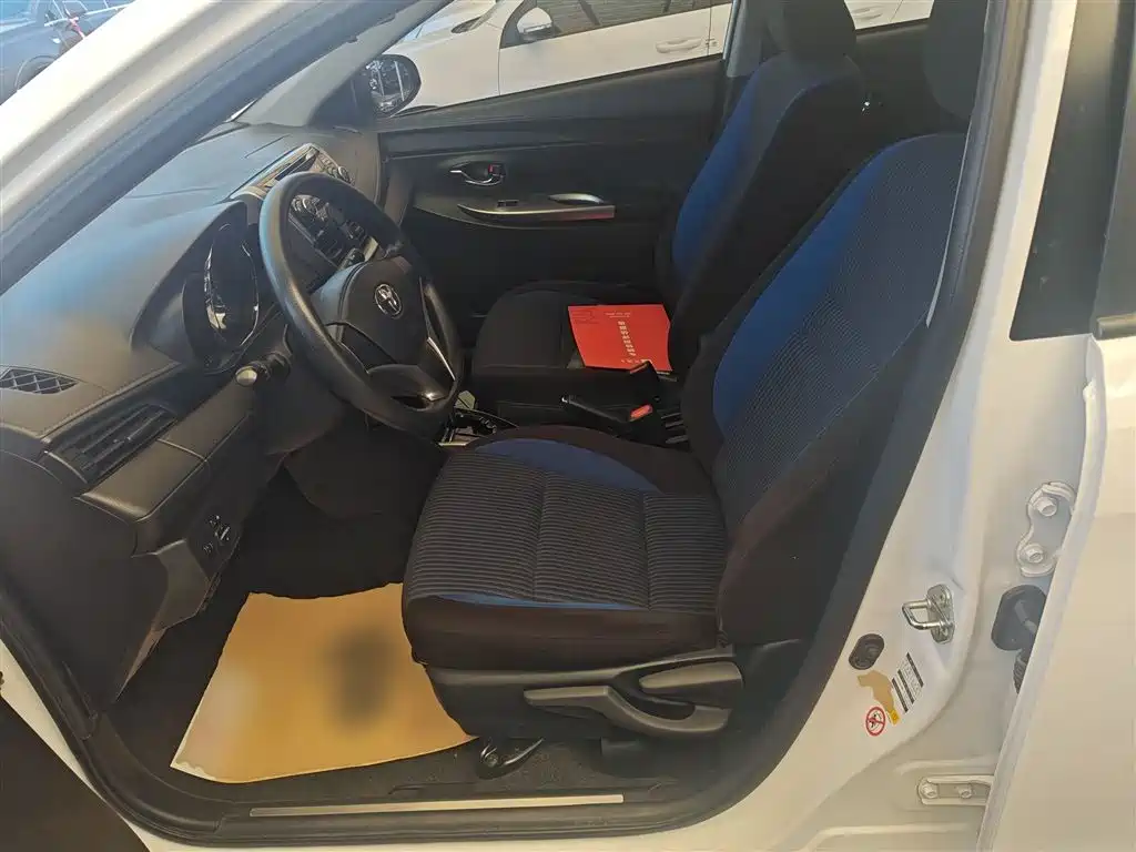 Toyota YARiS L Zhi Xuan 2016 Facelift 1.5G CVT Dynamic Edition фото 15