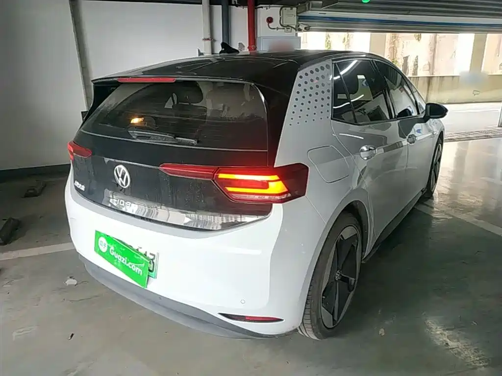 Volkswagen ID.3 2023 Pure Smart Edition фото 7