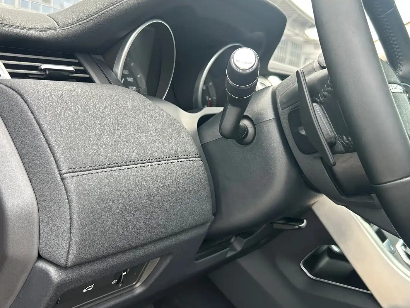 Land Rover Range Rover Evoque 2016 2015 2.0T 5-Door Intelligent Edition