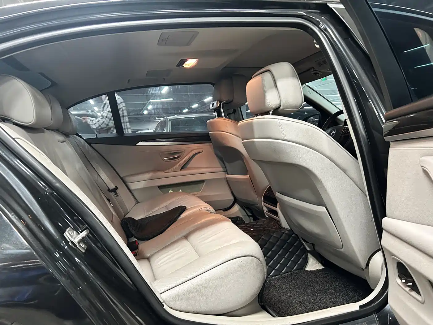 BMW 5 Series 2013 525Li Luxury фото 14