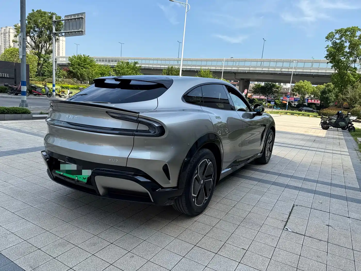 Xiaomi Auto Xiaomi YU7 2025 Extended Range AWD Pro фото 6