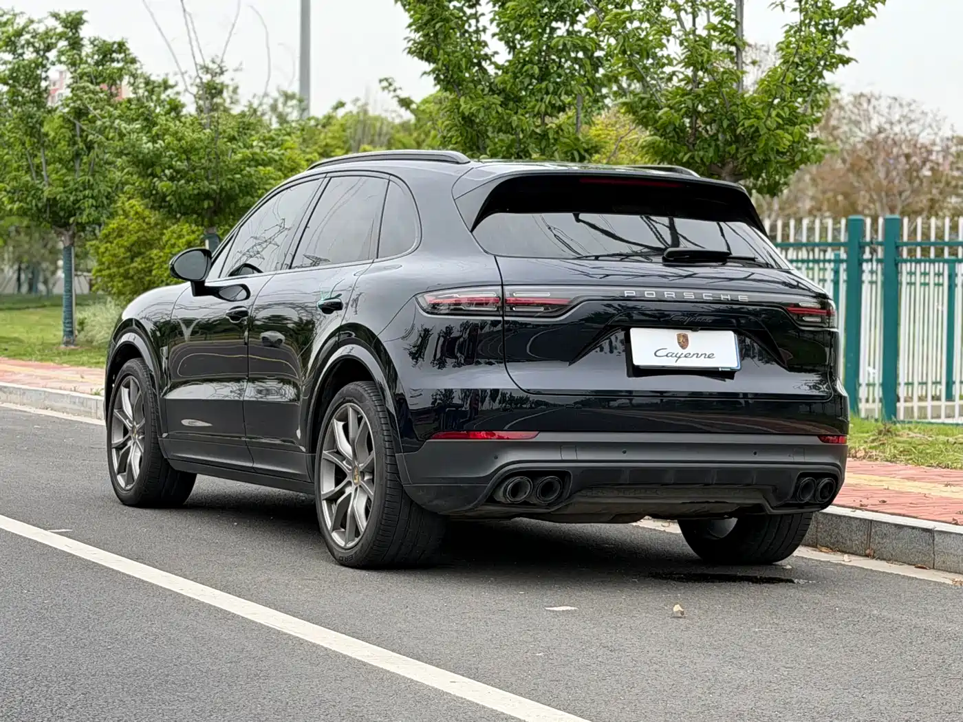 Porsche Cayenne 2023 Cayenne 3.0T Platinum Edition фото 4