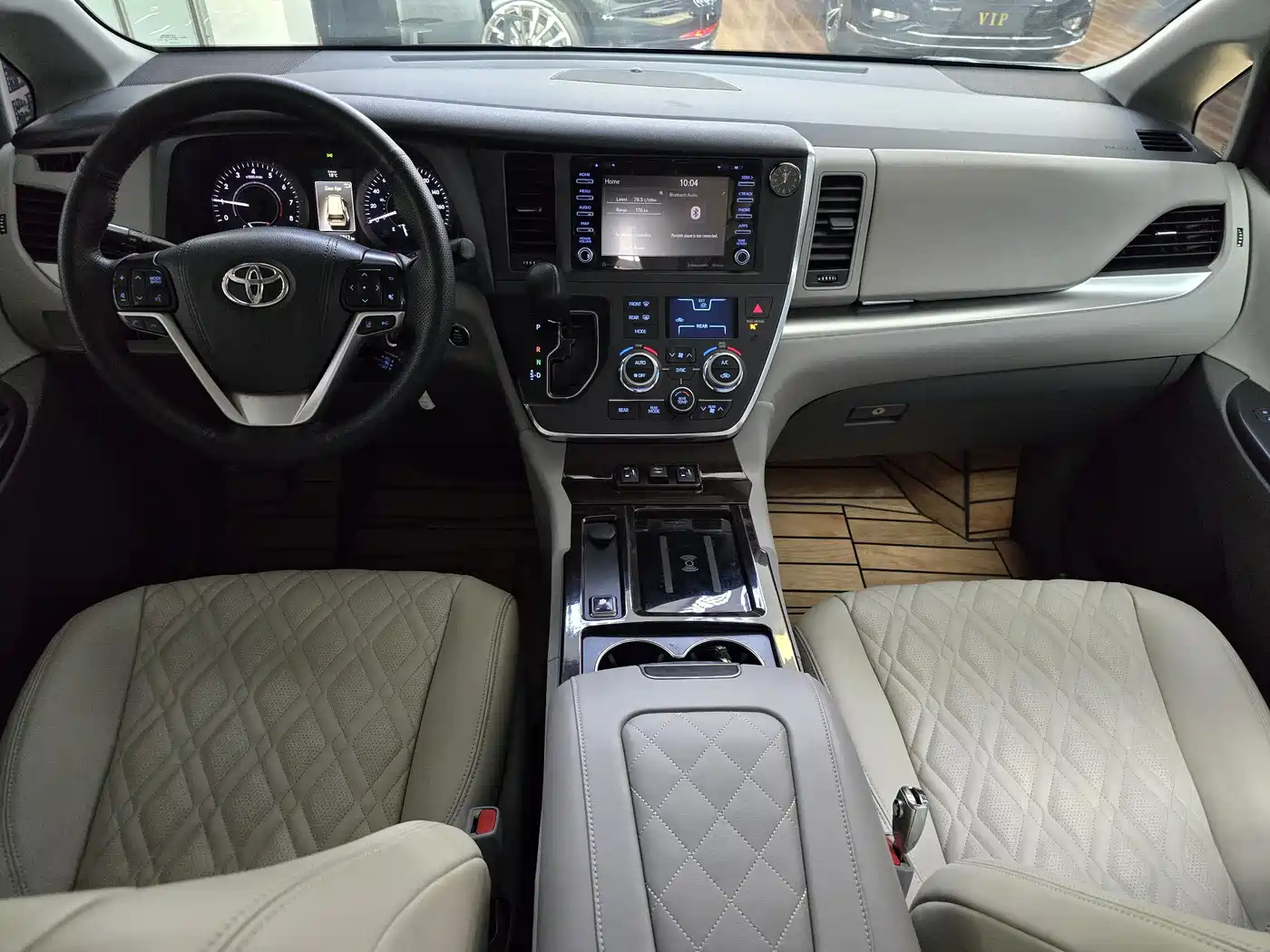Toyota Sienna 2015 3.5L 4WD L фото 16