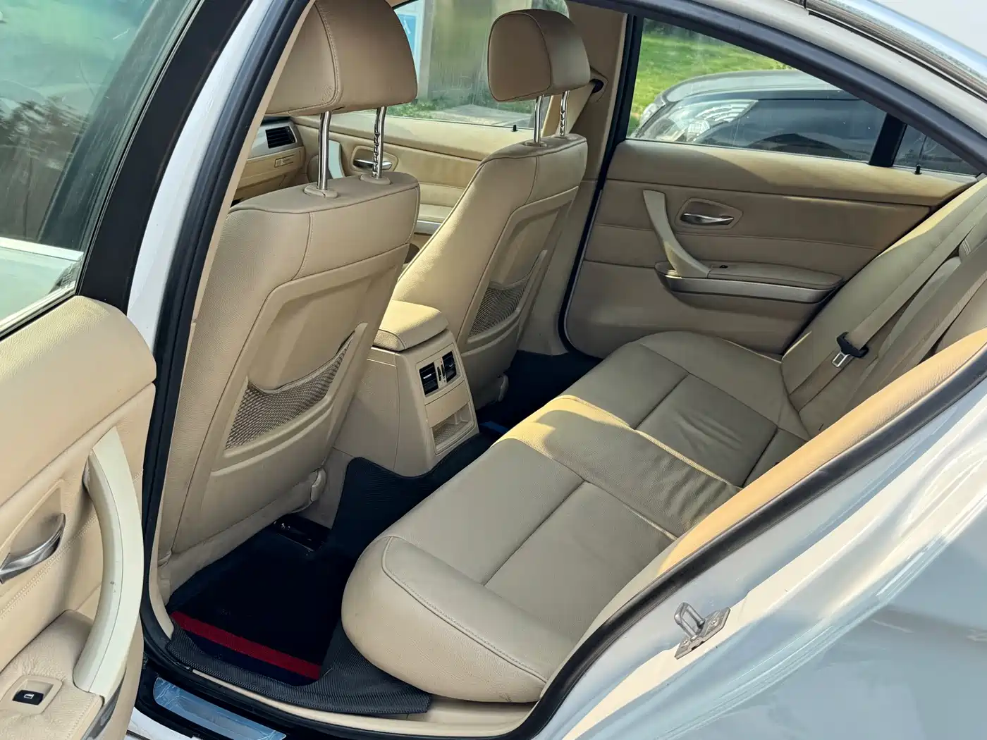 Photo 7 - BMW 3 Series