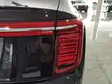 Фото 8 - Hongqi H9