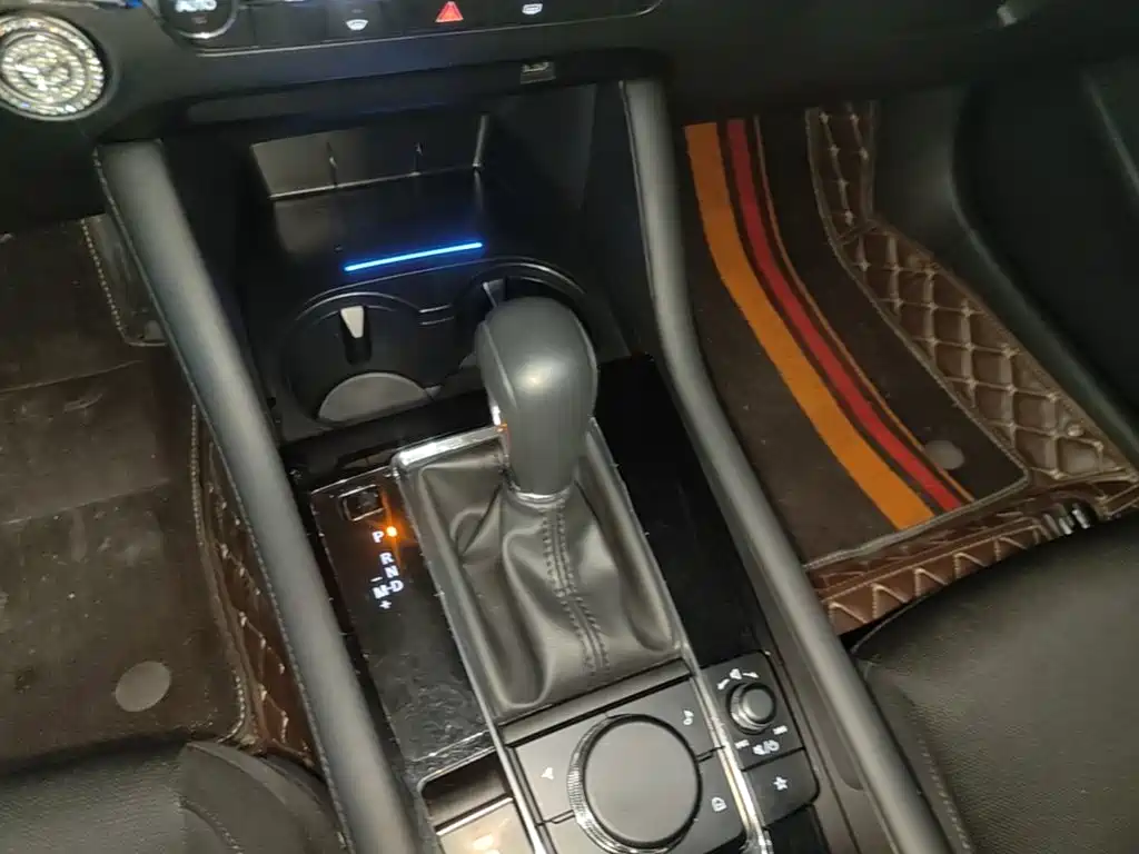 Mazda Mazda 3 2025 2023 2.0L Auto Zhixuan