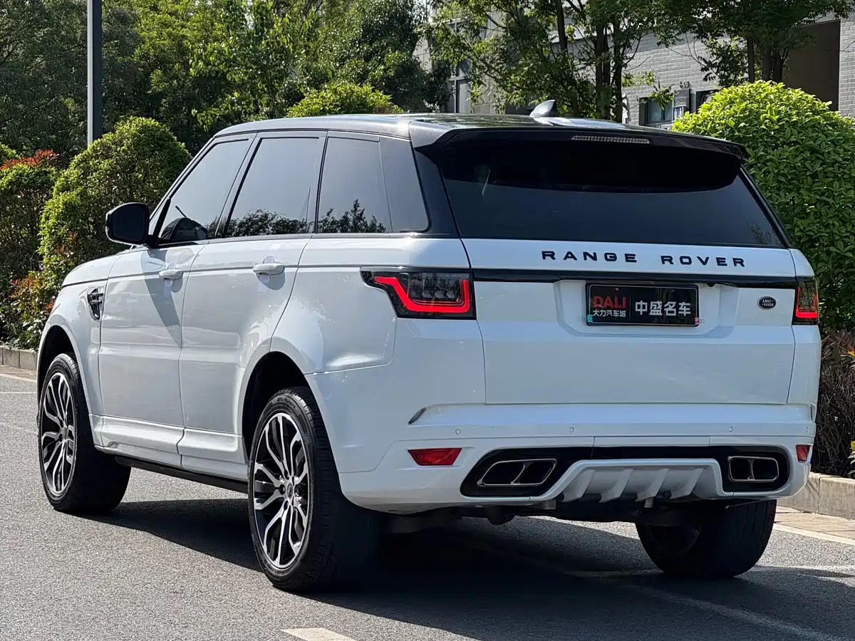 Land Rover Range Rover Sport 2016 3.0 SDV6 HSE фото 14