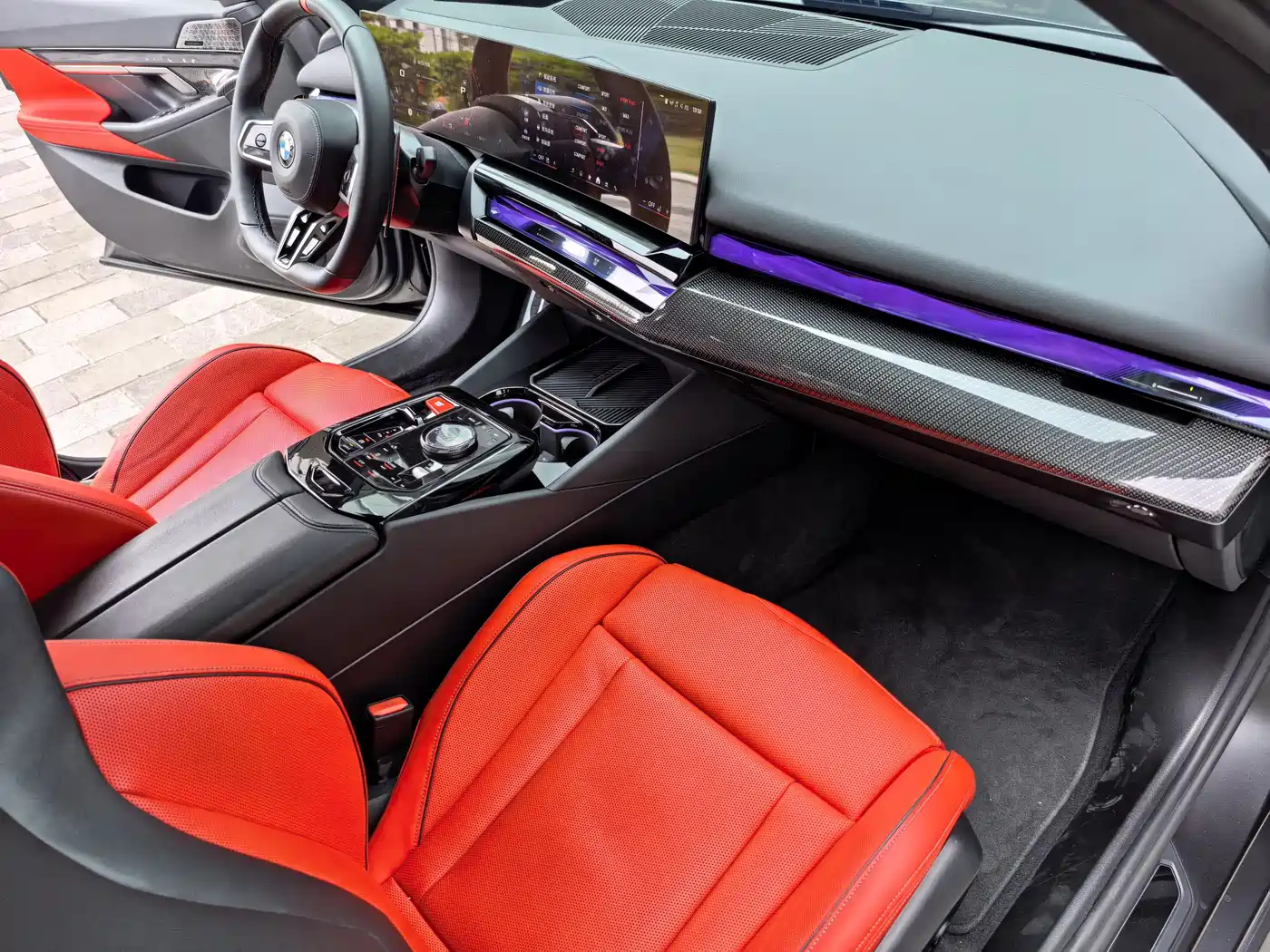 BMW M5 New Energy 2025 M5 фото 21