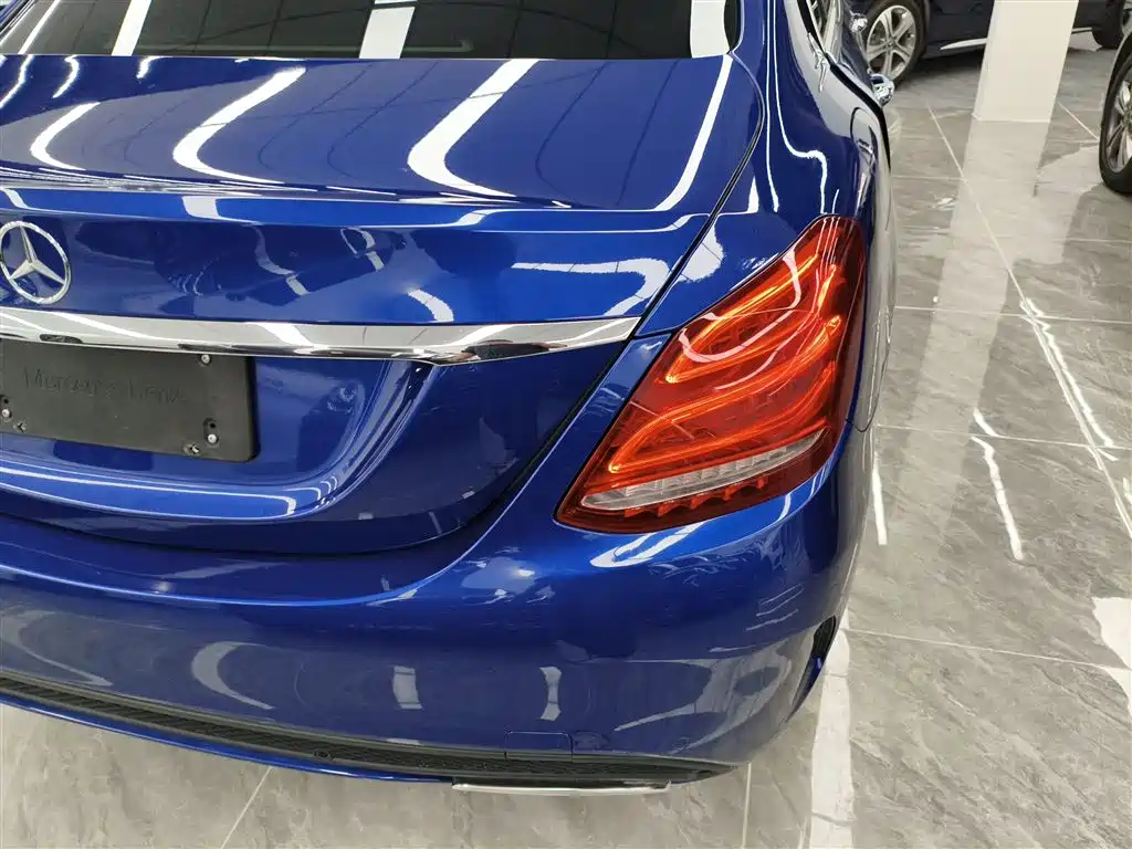 Mercedes-Benz C-Class 2017 Facelift C 200 L Sport Edition фото 8