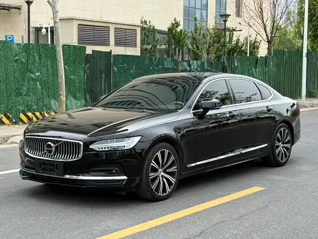 Volvo S90 2021 Model B5 Inscription Luxury Edition