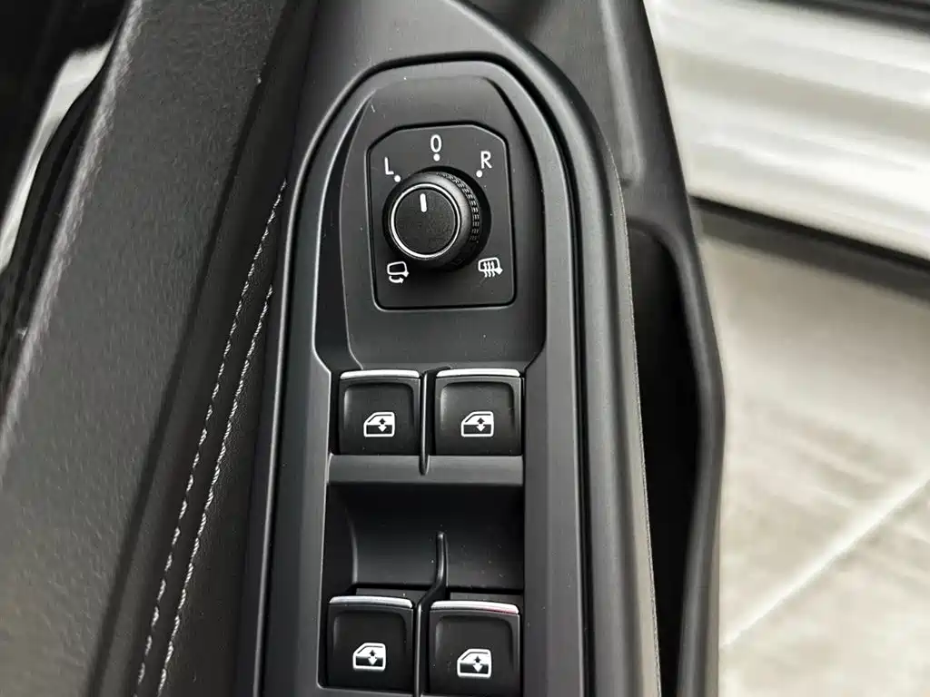 Volkswagen Golf 2021 280TSI DSG R-Line фото 16