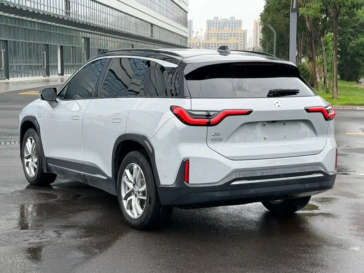 Фото 4 - NIO ES6