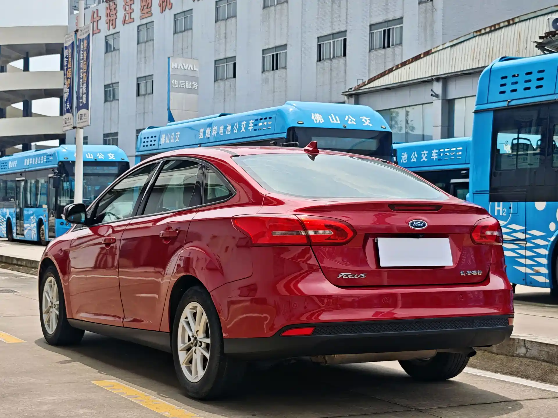 Фото 8 - Ford Focus