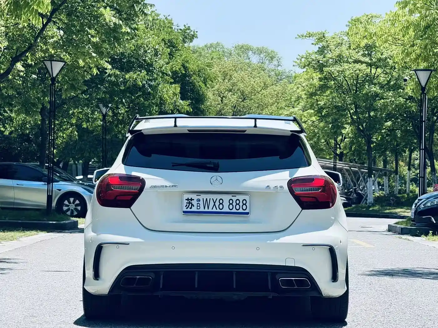 Mercedes-Benz A-Class AMG (Import) 2016 AMG A 45 4MATIC фото 7